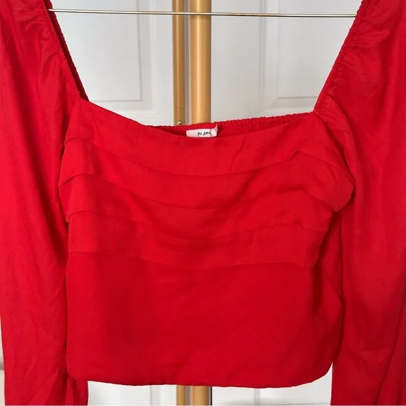Francesca's Collections Red long Sleeve Crop Blouse - Picture 7 of 9